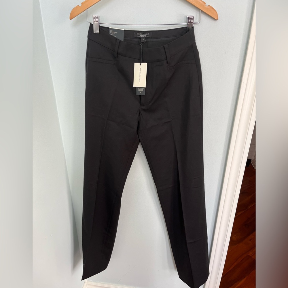 Tailored High-Waist Wide-Leg Pants - Black - Picture 9 of 16